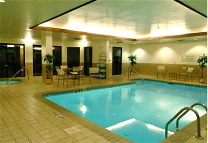 Courtyard Charlotte Airport North Hotel Eksteriør billede